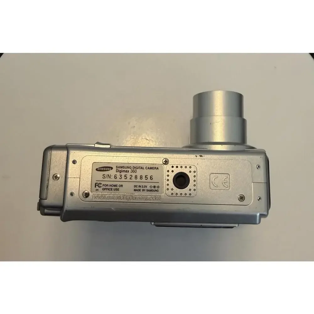 Samsung Digimax 360 Digital Camera 3.2MP Compact 12x Zoom Point & Shoot Y2K Work